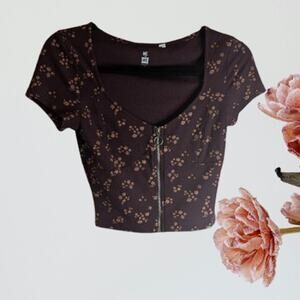 Me to We XS short sleeve zip frt brown and pink polyester blend stretch crop top